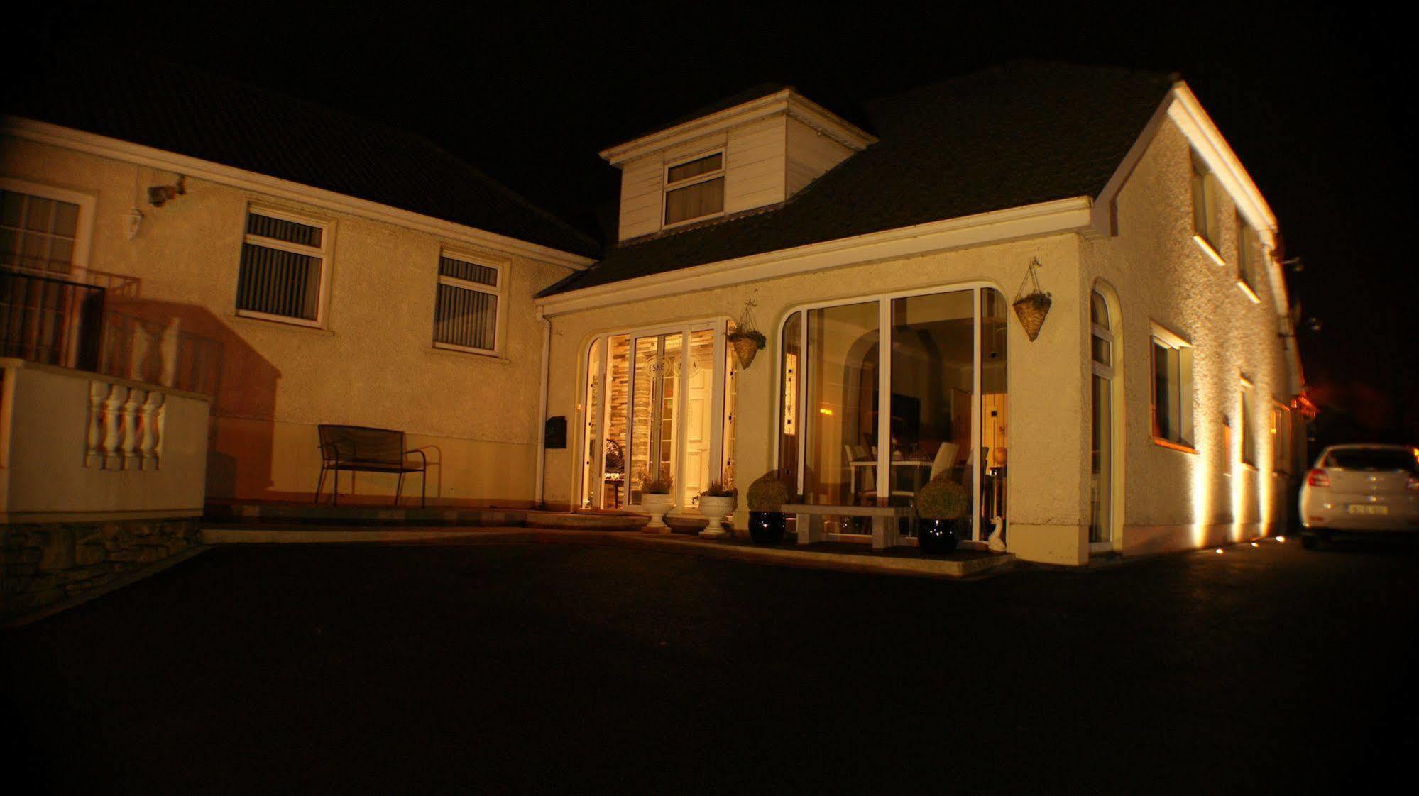 Eske Villa Bed And Breakfast Donegal Town Exterior foto